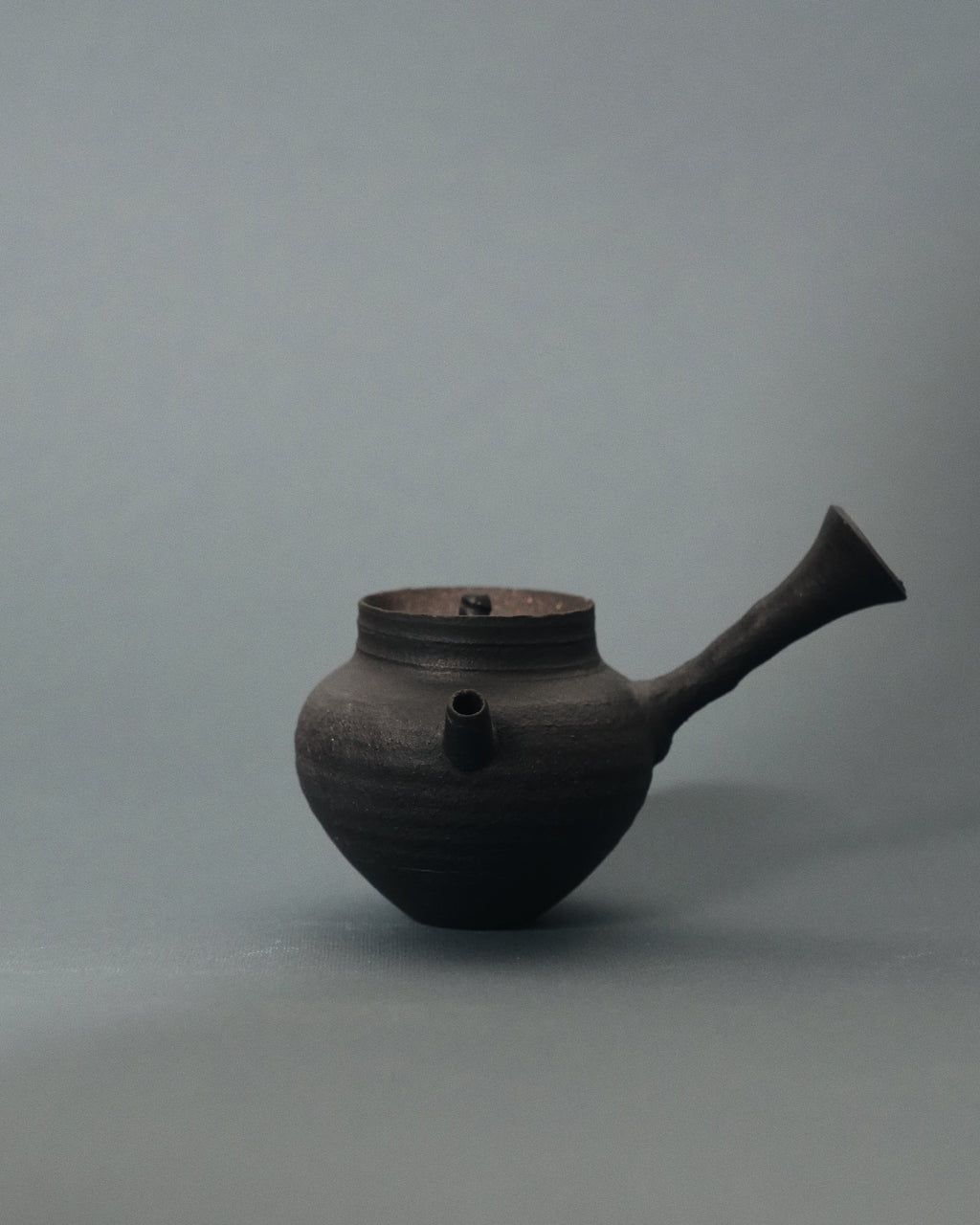 Teapot by 孙秀金
