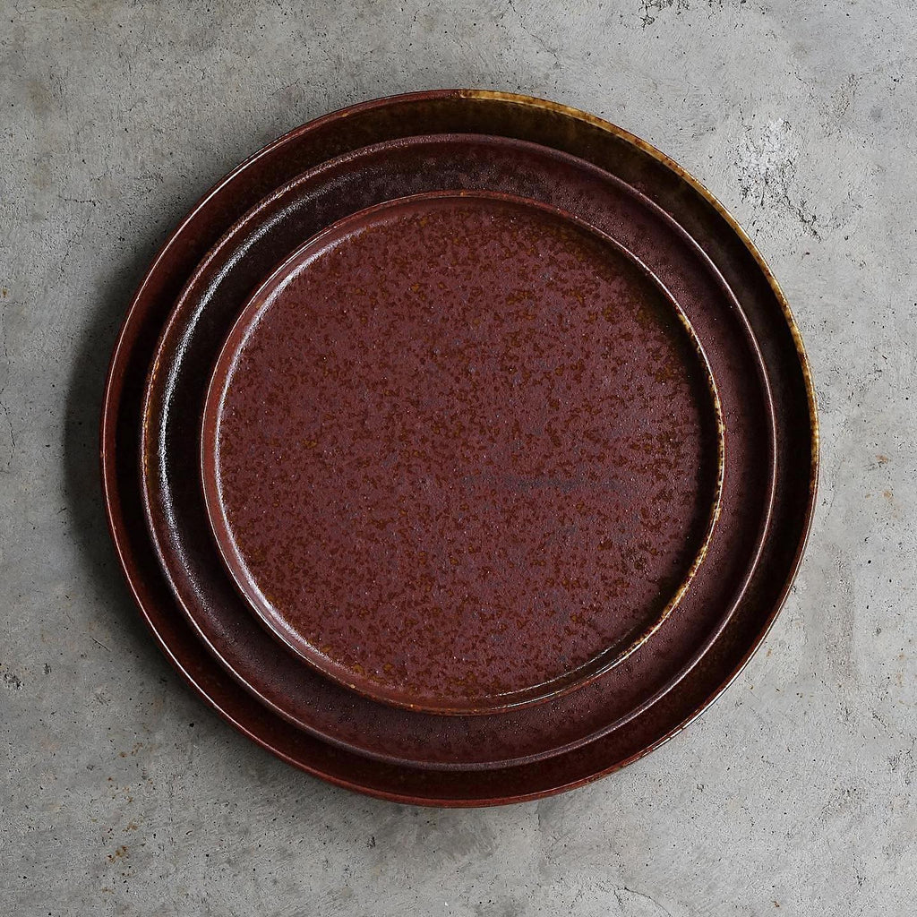 Hishu Short Rim Plate by Kurieto Tableware