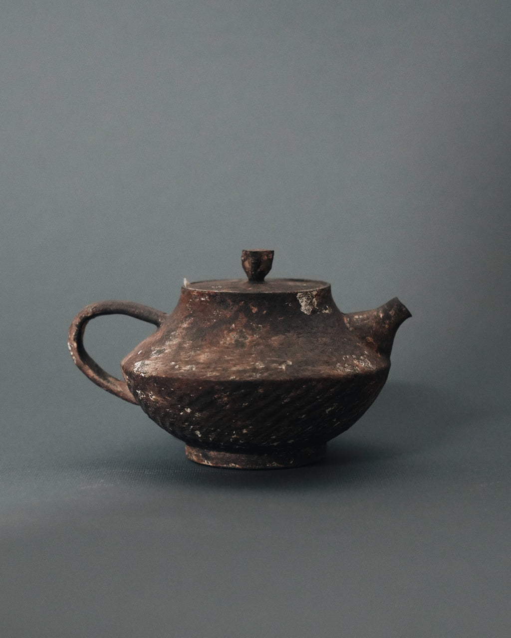 Teapot by 孙秀金