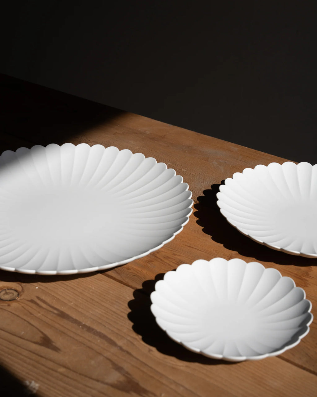 TY Standard Palace Plate by Teruhiro Yanagihara